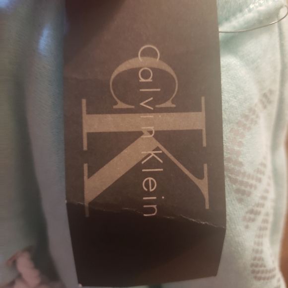 Calvin Klein sweat capri pants in Aqua Mint color NWT - Picture 3 of 4